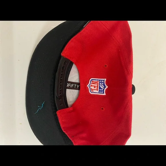 MENS TAMPA BAY BUCS HAT - Picture 2 of 3